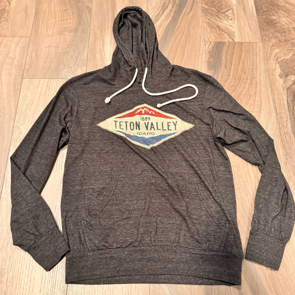 Teton Valley Women’s Long Sleeve Hoodie T-Shirt Small